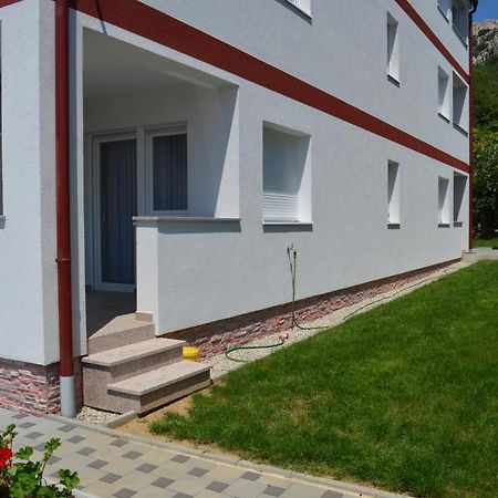 Apartments Susec Башка Екстер'єр фото