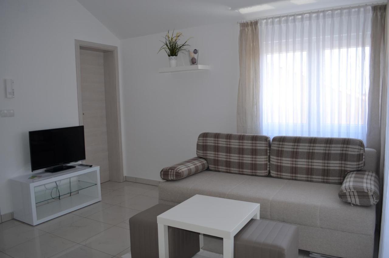 Apartments Susec Башка Екстер'єр фото